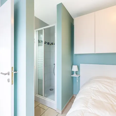 Beautifully Renovated With Location, Cleaning Included